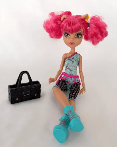 Boneca Monster High Dance Class Howleen Wolf - (completa)