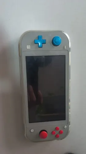 Nintendo Switch Lite pokémon Sword and Shield Edition 