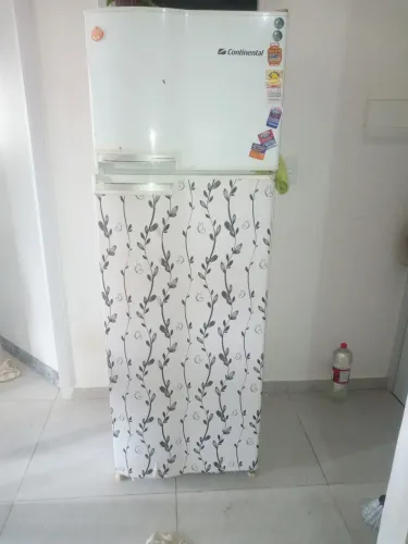Geladeira continental 