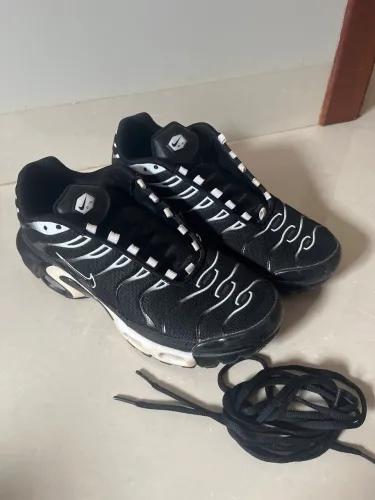 Tênis Nike Tn Venom tamanho 42