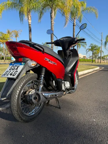 Honda Biz 110i 2016 impecável 