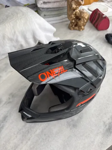 Capacete de bicicleta ONeal