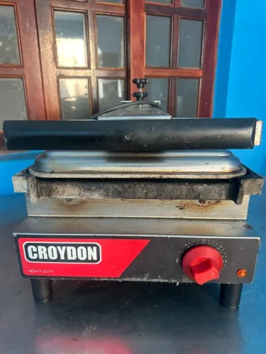 Prensa chapa croydon 