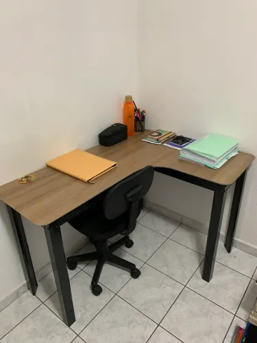 Mesa Em L 120x90cm Mesa De Canto + cadeira com giratória e com rodinhas