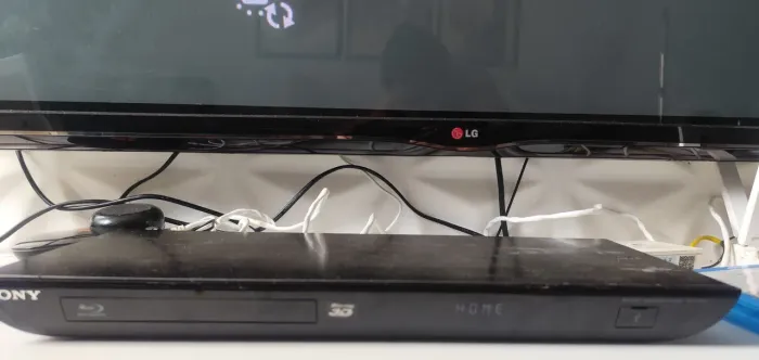 Blu-ray 3D da Sony,modelo Sony BDP-S490. Sem controle
