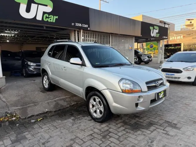 Hyundai Tucson 2.0 16V Aut. 2013