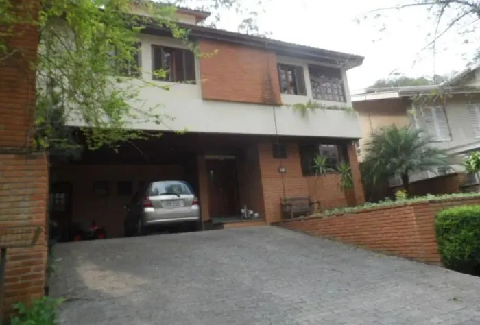 Condomínio São Paulo II - Casa à Venda no Condomínio São Paulo 2 em Cotia, de 448m2 com 4