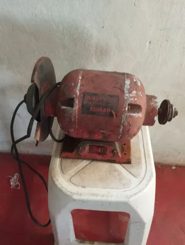 Esmerilhadeira de bancada esmerilhadeira de bancada