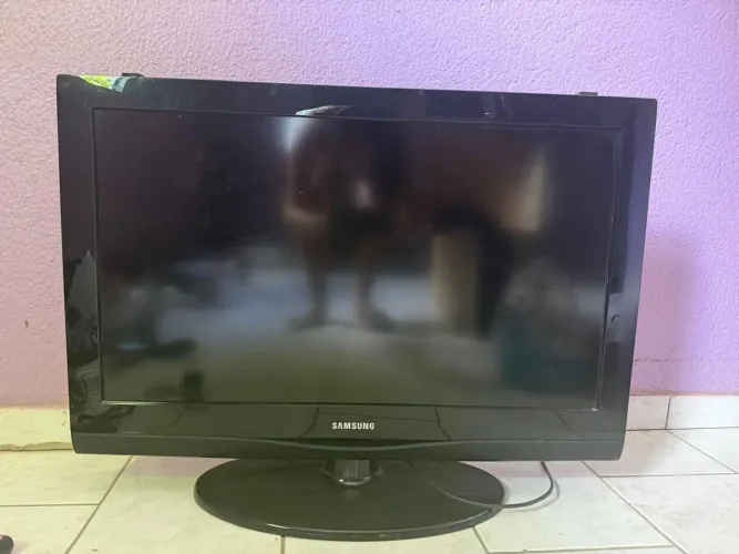 TV Samsung 32? LCD HD LN32C350D1M - 2 HDMI + USB