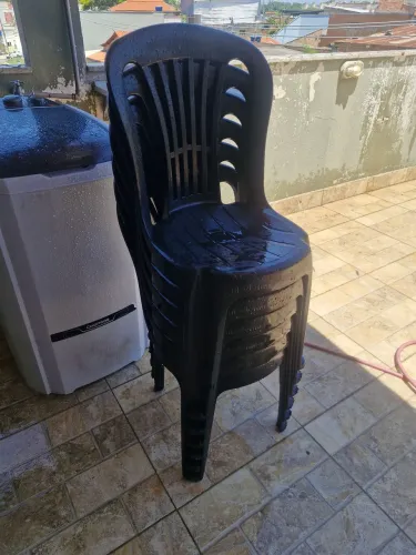 Cadeira plastico preta
