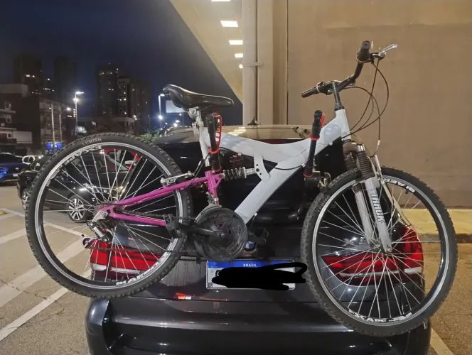 Bicicleta Full Suspension Completa em estado de 0km