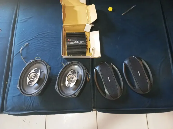 Potência e auto falante 