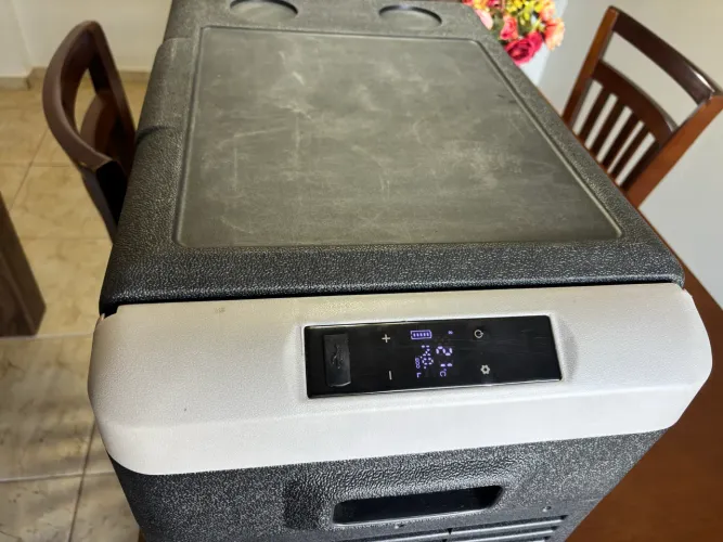 Geladeira de cabine para caminhão quadri volt