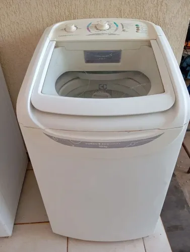 Máquina de lavar roupa Electrolux 10 kilos