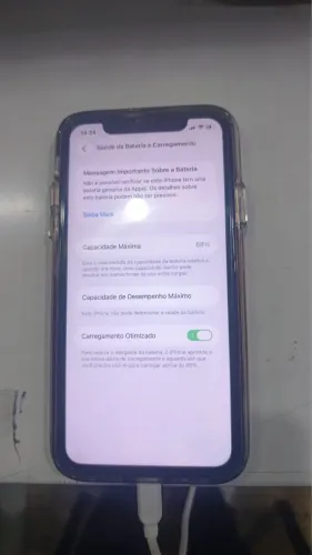 Cellular iPhone 11 na cor lilás