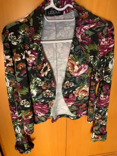Casaqueto estampado de malha 