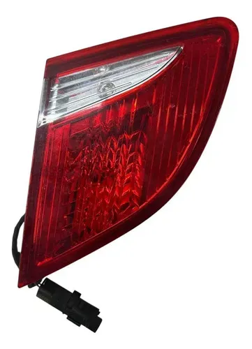 Lanterna Tampa Mala Direita Peugeot 408 2011 Direito/passageiro Vermelho