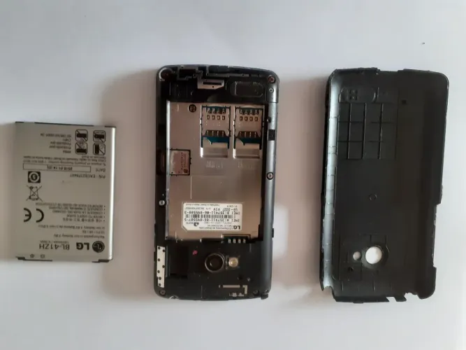 Celular LG peças 