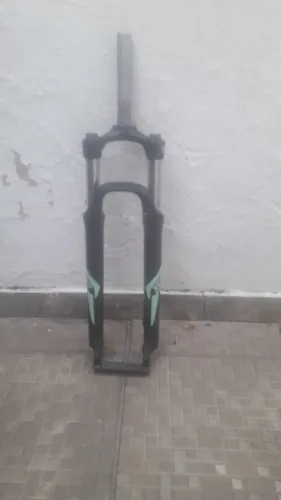 Suspensão  suntour  aro 29 xcm30