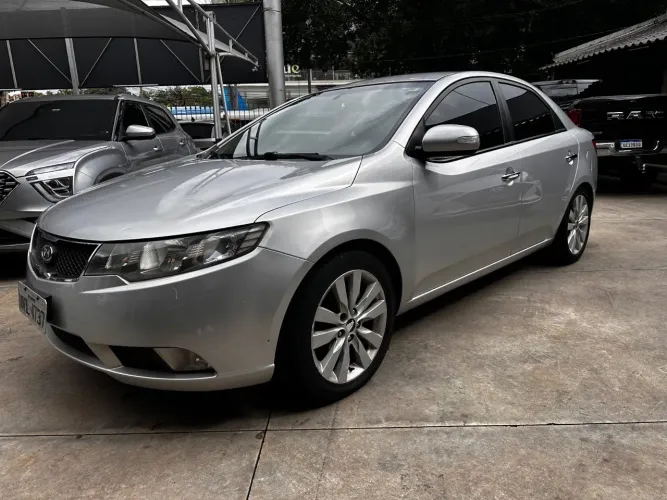 Kia Motors Cerato 1.6 16V Aut. 2011