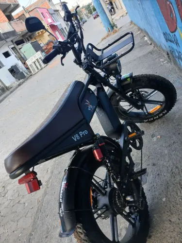 VENDO BIKE ELÉTRICA, V8 PRO COM DUAS BATÉRIAS , BEM CONSERVADA