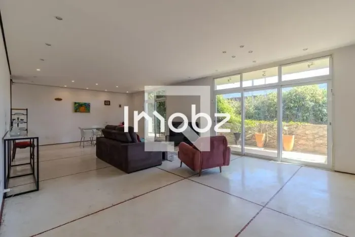 Casa à venda - Avenida Albert Einstein - São Paulo - SP - CEP: 05652-000