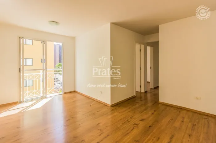 Adorável apartamento em condomínio completo