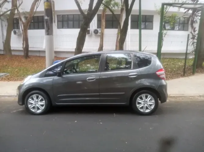 Honda Fit LX 1.4/ 1.4 Flex 8v/16v 5P Aut. 2013