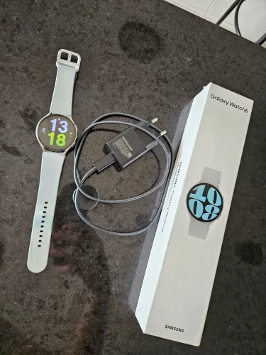 Samsung Galaxy Watch 6 44mm LTE (4G) - Completo + Pulseira e Carregador Originais