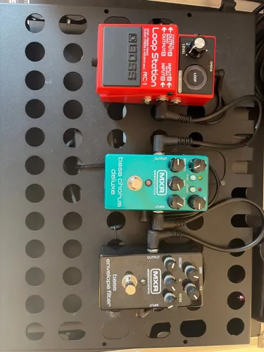 Kit de Pedais para Baixo: Boss RC-1 + MXR Bass Chorus Deluxe + MXR Bass Envelope Filter