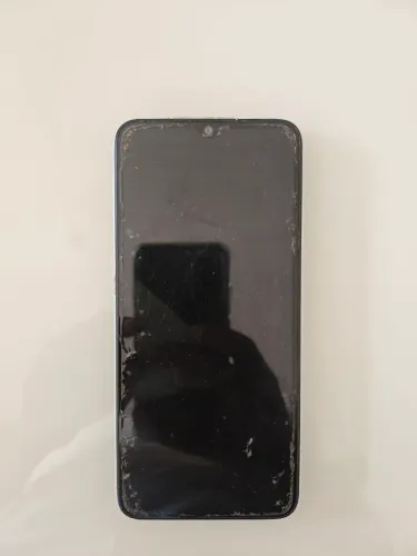 Xiaomi A2 com defeito na placa-mãe. (Para retirada de peças)