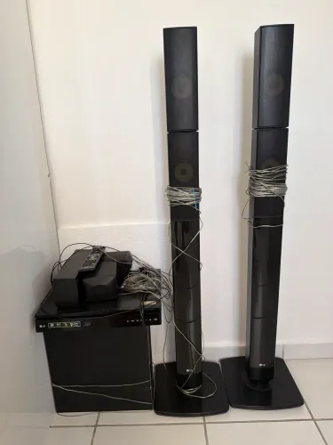 Vendo home teather LG 1000 watts 900