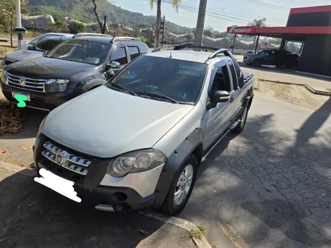 Fiat Strada Adventure 1.8/ 1.8 Locker Flex CE 2011