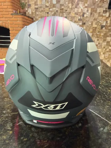 Capacete x11 sem uso