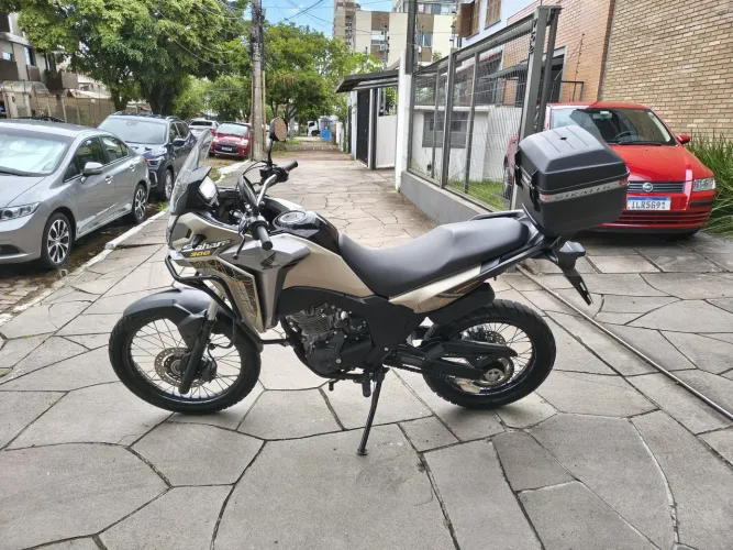 Sahara 300 adventure Abs 2025 único dono 11700 km garantia fábrica ipva 26 pg