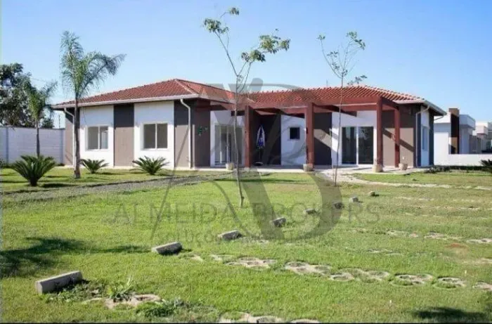 Casa térrea e locação Campos do Conde