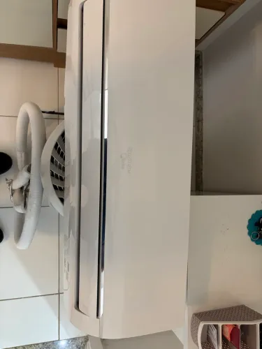 Ar-condicionado Split Springer Midea AirVolution 12.000 BTUs