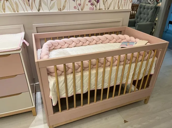 Berço infantil da Maxi Cosi 