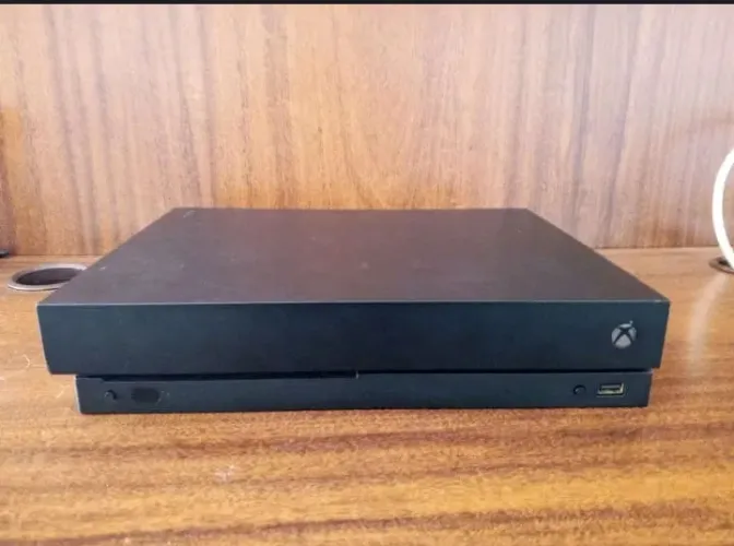 Xbox One 365GB + Controle Original - Ótimo estado
