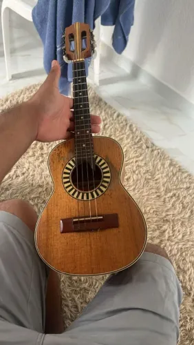 Vendo Cavaco de Luthier Juka com Capa
