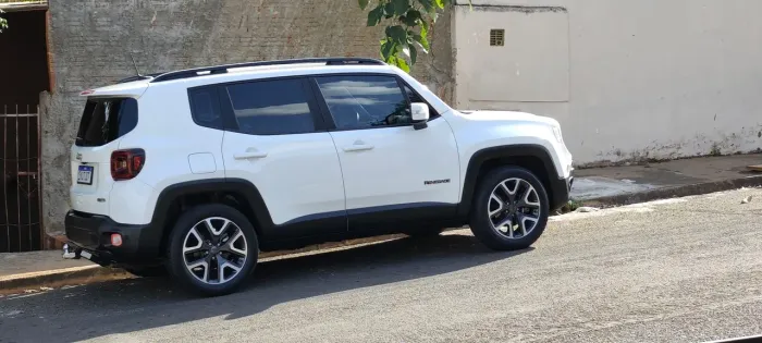 Jeep Renegade Longitude 1.8 4X2 Flex 16V Aut. 2021
