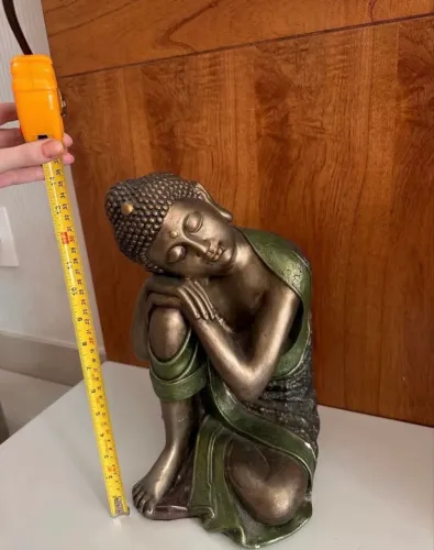 Estátua Buda reclinado