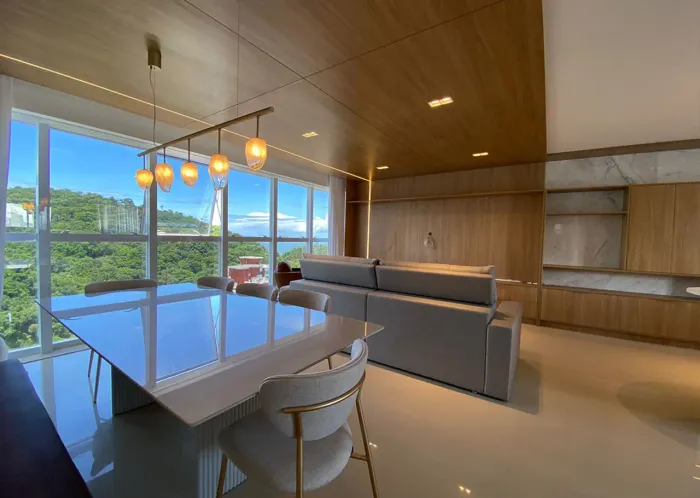 Apartamento no Edifício Cartier em Balneário Camboriú com 149m² privativos.