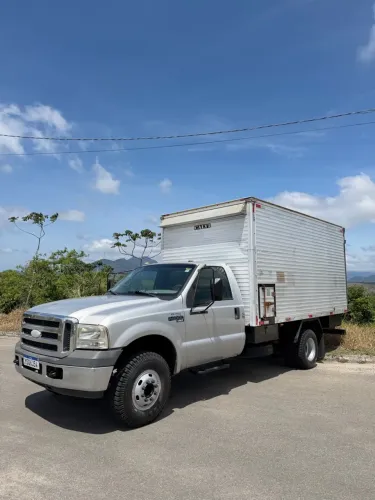 Ford F-4000 3.9 Turbo Intercooler Diesel 2P Manual 2009