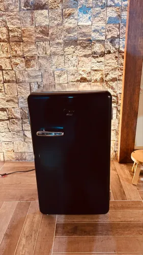 Frigobar mídia