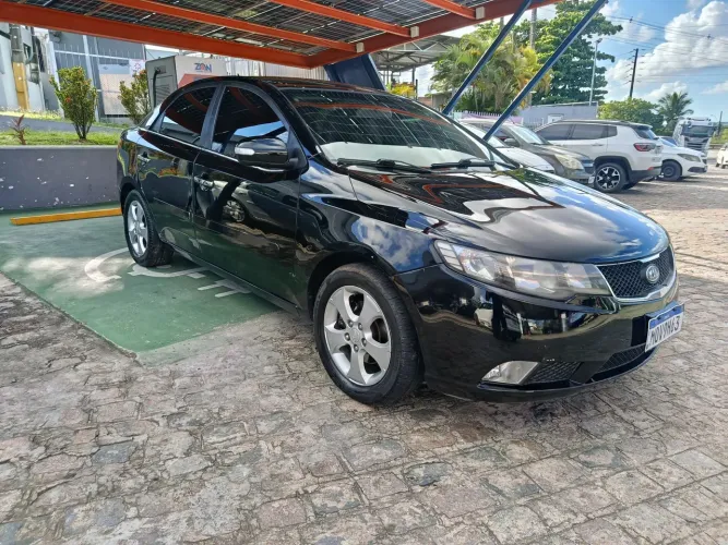 Kia Motors Cerato 1.6 16V Mec. 2010