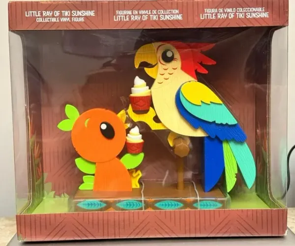 Disney Parks | Boneco Vinil Disney Wonderground Little Ray Of Tiki Sunshine laranja