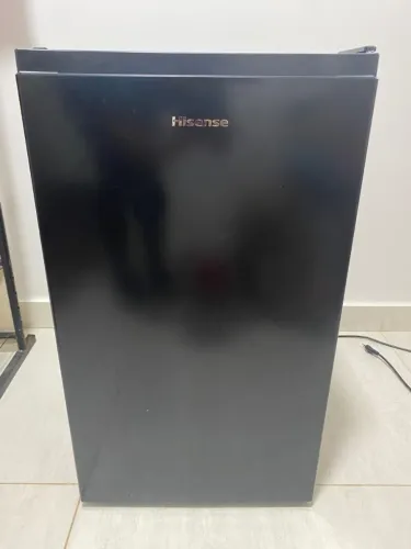 Frigobar Preto Hisense 90L (ler anúncio)