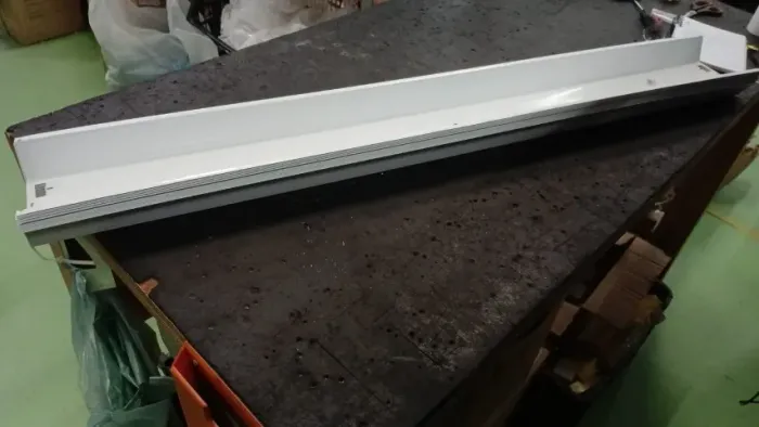 12 PEÇAS - CALHA 2 X 40W - PARA LAMPADA TUBULAR FLUORESCENTE 2X40W - BRANCA