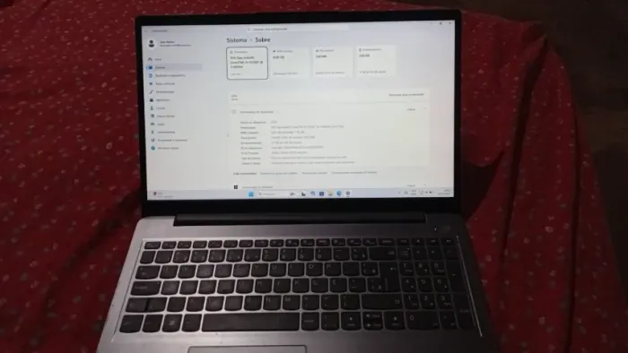 NOTEBOOK LENOVO I5 238 GB